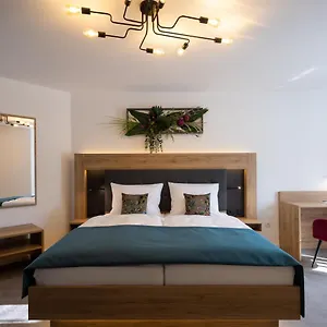 - Am Main Bed & Breakfast Homburg (Main-Spessart)